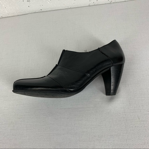 Fidgi size 36 Black Leather Ankle Boots with 2.5” Heel - Picture 6 of 12